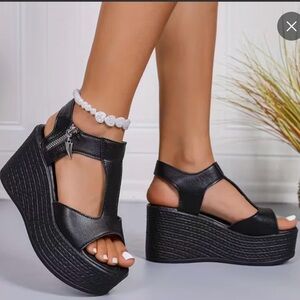 Black Platform Sandals